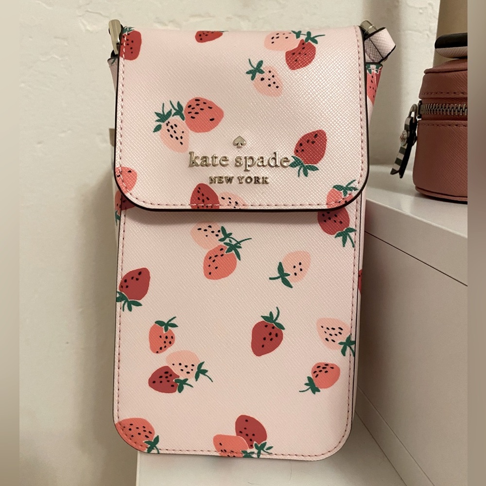 NWT Kate Spade strawberry purse